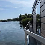 Bateau-hôtel Waterview - Schwimmendes Auf Dem Wasser Mit Blick Zur Havel, Inkl Motorboot Zur Nutzung