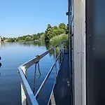 Waterview - Schwimmendes Auf Dem Wasser Mit Blick Zur Havel, Inkl Motorboot Zur Nutzung Bateau-hôtel