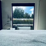 Bateau-hôtel Waterview - Schwimmendes Auf Dem Wasser Mit Blick Zur Havel, Inkl Motorboot Zur Nutzung
