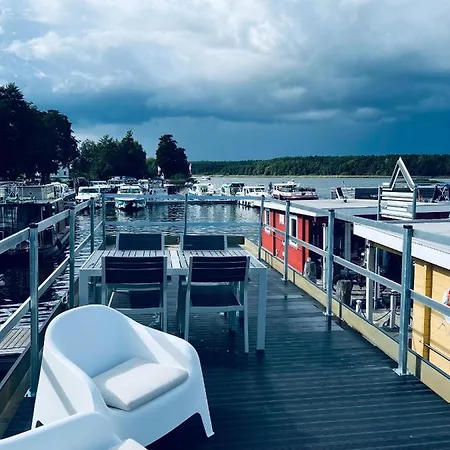 Botel Waterview - Schwimmendes Auf Dem Wasser Mit Blick Zur Havel, Inkl Motorboot Zur Nutzung *