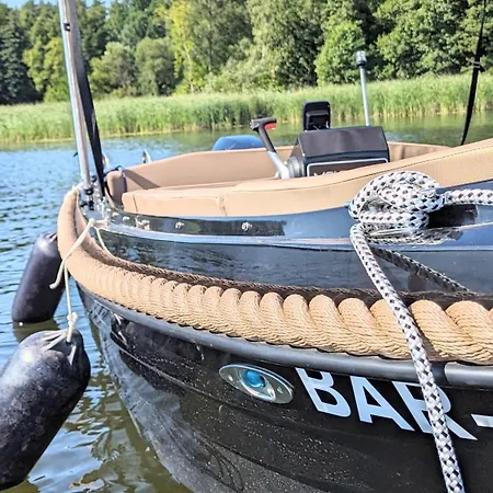 Waterview - Schwimmendes Auf Dem Wasser Mit Blick Zur Havel, Inkl Motorboot Zur Nutzung