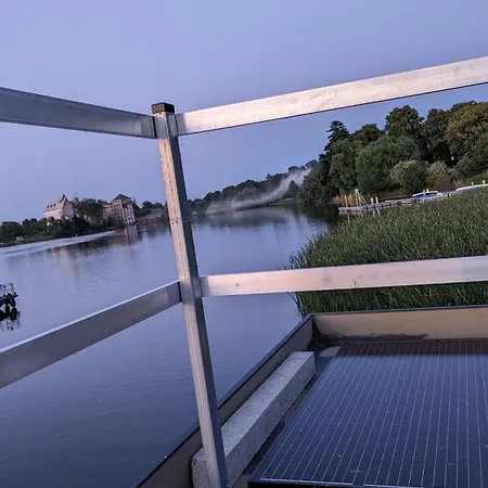 Botel Waterview - Schwimmendes Auf Dem Wasser Mit Blick Zur Havel, Inkl Motorboot Zur Nutzung Furstenberg-Havel