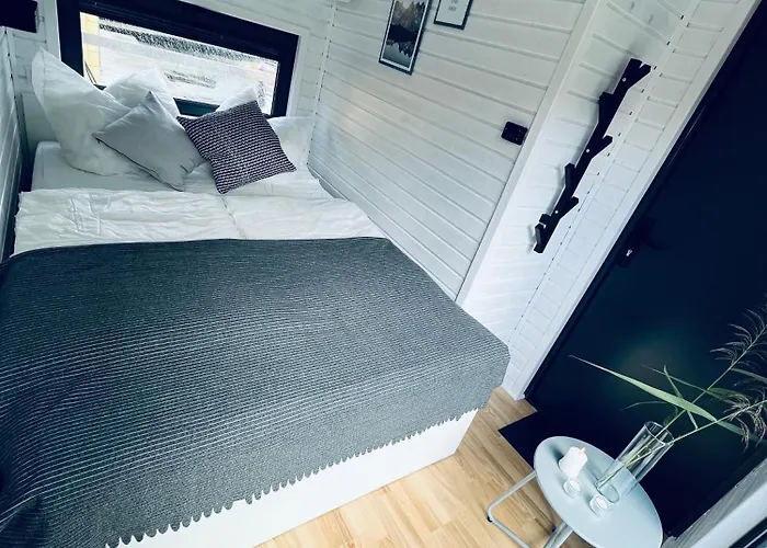 Waterview - Schwimmendes Auf Dem Wasser Mit Blick Zur Havel, Inkl Motorboot Zur Nutzung Båthotell *